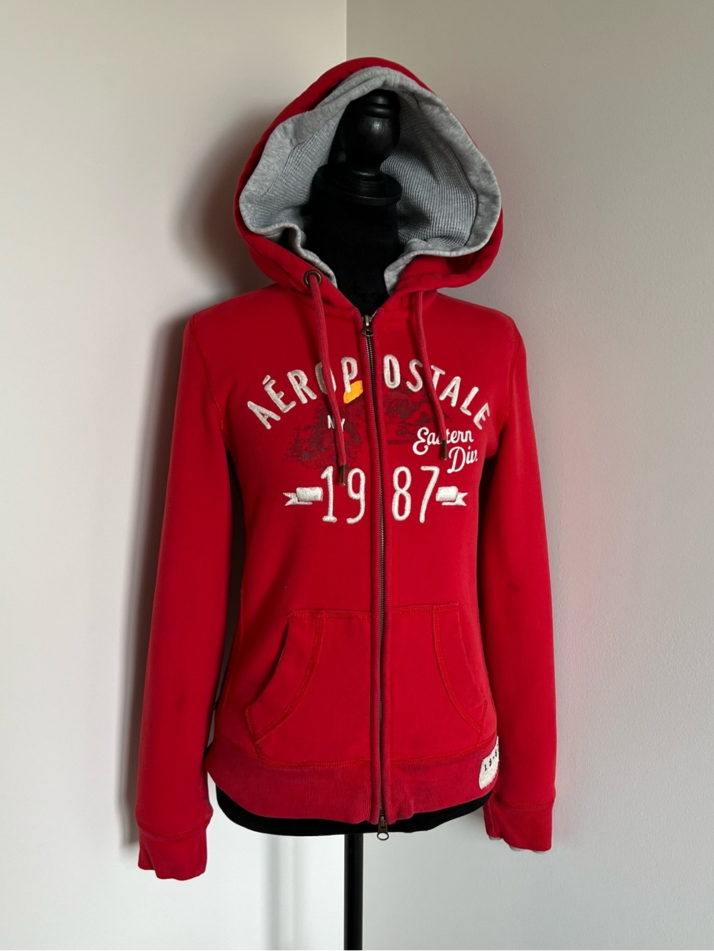 Vintage Y2K / 2000s Aeropostale Red Double Hoodie with Embroidered Logo